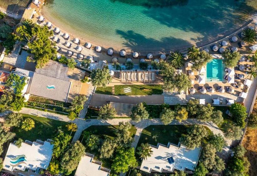 Отель Plataria Seaside Resort