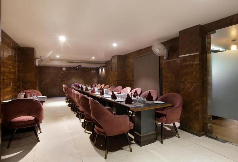 酒店 Treebo Punjabi Nature Residency, Near Faridabad Railway Station