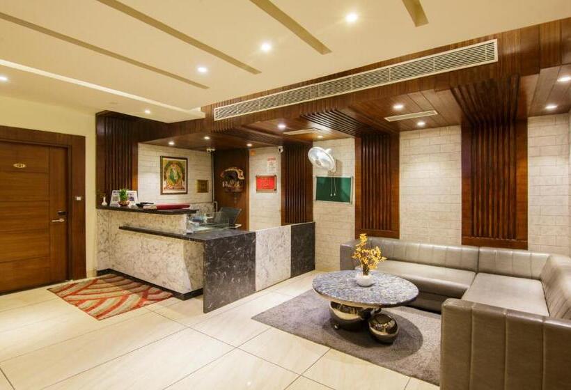 酒店 Treebo Punjabi Nature Residency, Near Faridabad Railway Station