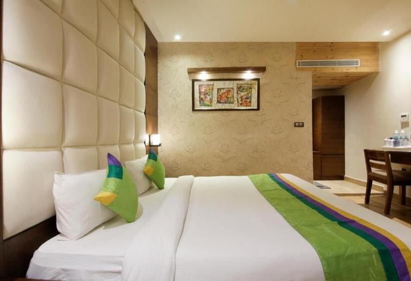 酒店 Treebo Punjabi Nature Residency, Near Faridabad Railway Station