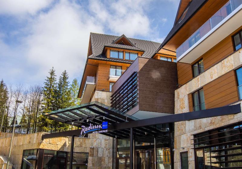 Radisson Blu Hotel & Residences