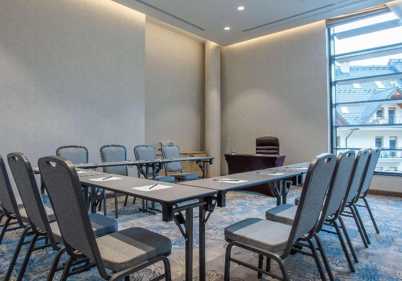 Radisson Blu Hotel & Residences