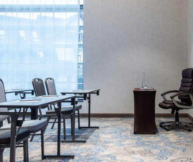 Radisson Blu Hotel & Residences