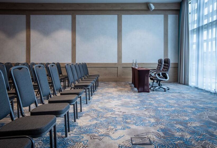 Radisson Blu Hotel & Residences