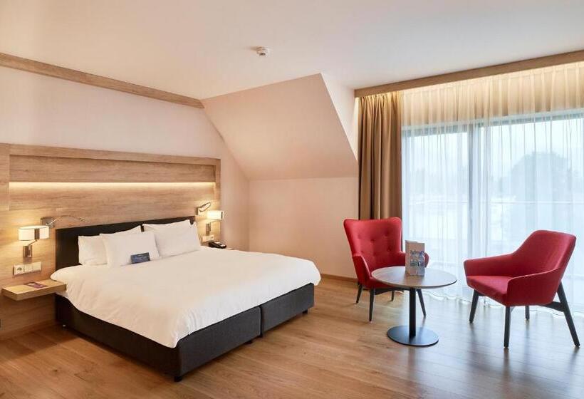 Radisson Blu Hotel & Residences