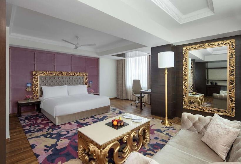 בית מלון כפרי Radisson Chandigarh Zirakpur