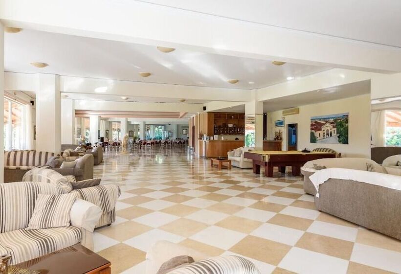 בית מלון כפרי Regina