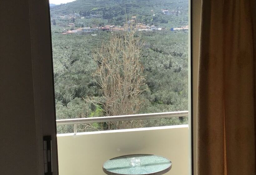 בית מלון כפרי Regina