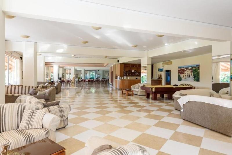 בית מלון כפרי Regina