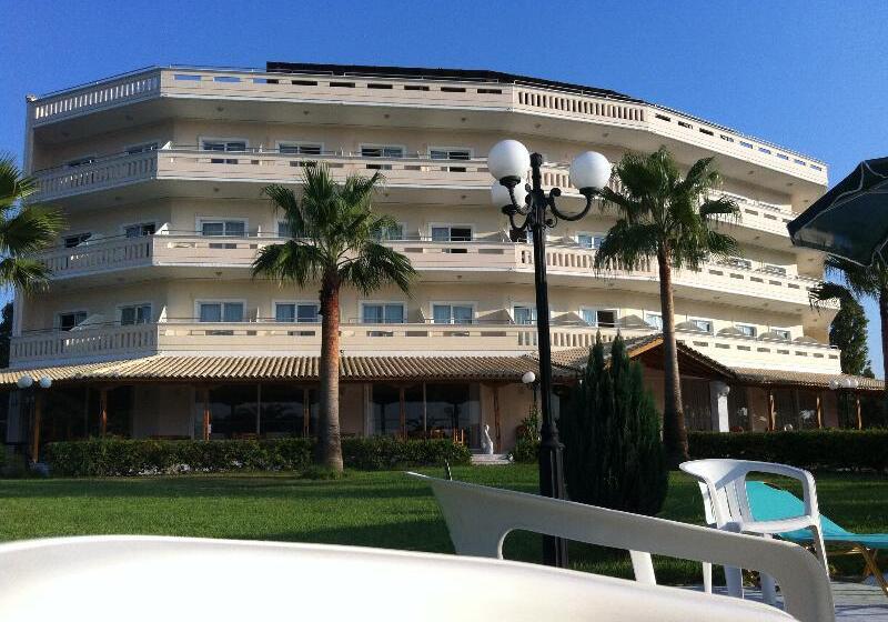 בית מלון כפרי Regina