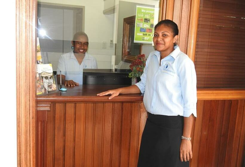 هتل Renaissance Lodgeplus