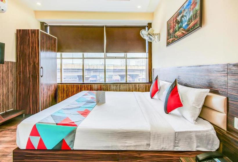 فندق Royal Woods