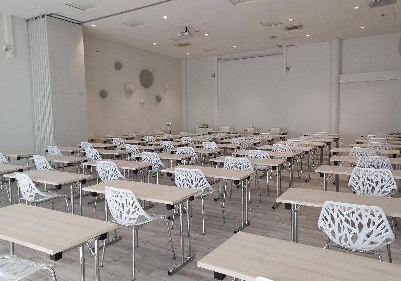 ホテル Seaside Glass Villas