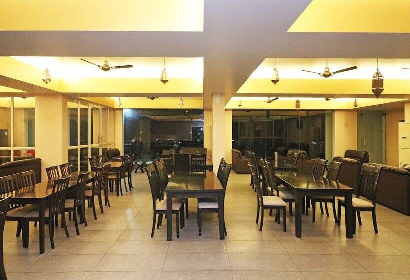 בית מלון כפרי Silver Star By Oyo Rooms