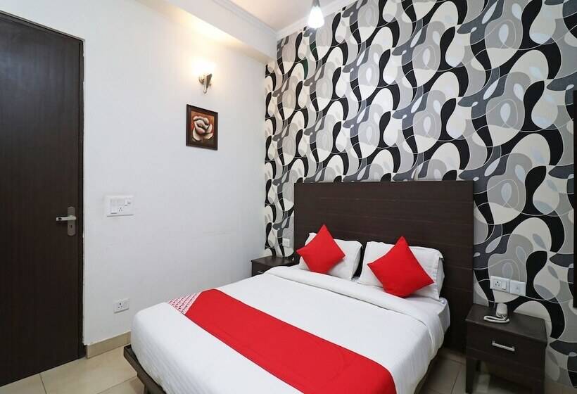 בית מלון כפרי Silver Star By Oyo Rooms