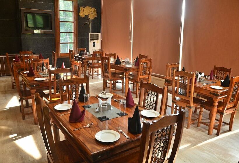 酒店 Sterling Banquet And