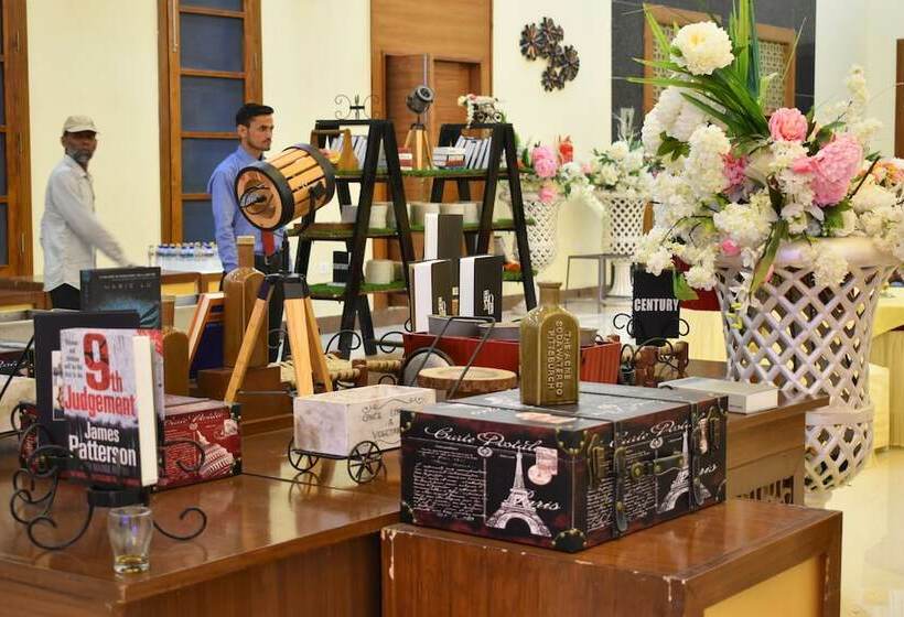 酒店 Sterling Banquet And