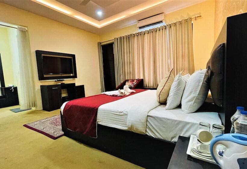 酒店 Sterling Banquet And