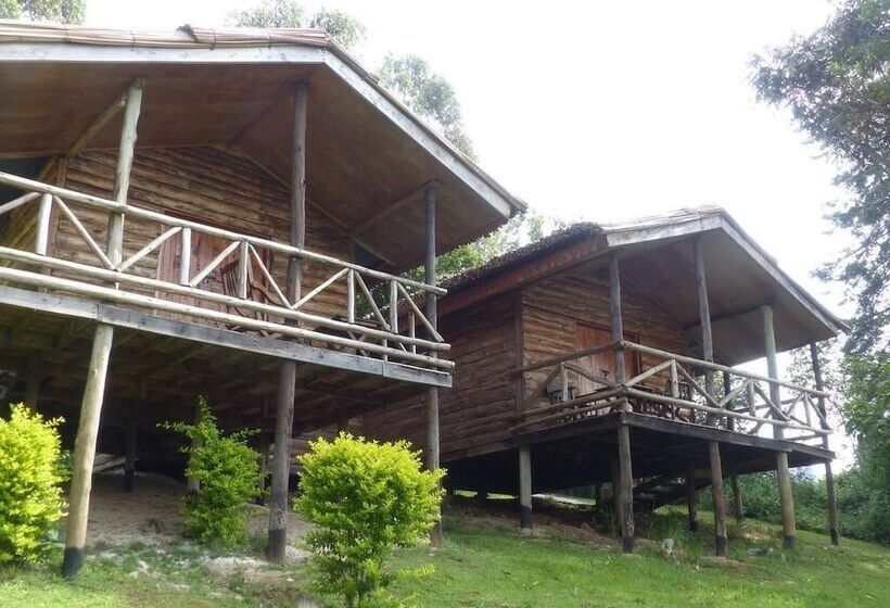 هتل Supreme Adventure Park Bunyonyi