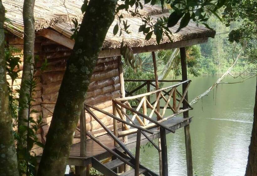 هتل Supreme Adventure Park Bunyonyi