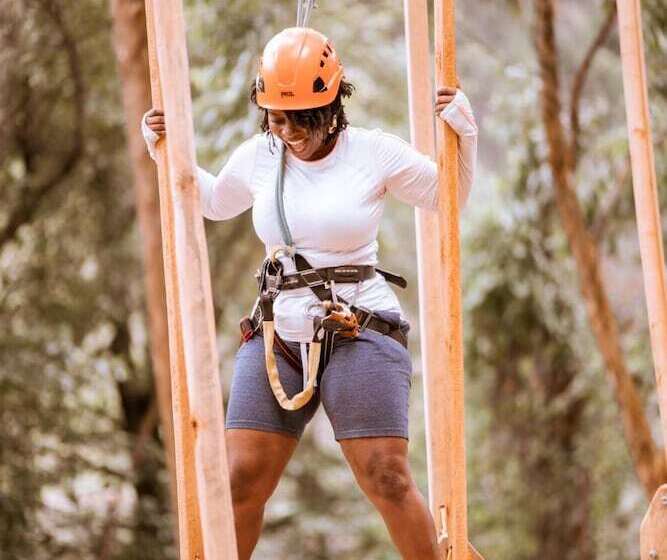 هتل Supreme Adventure Park Bunyonyi