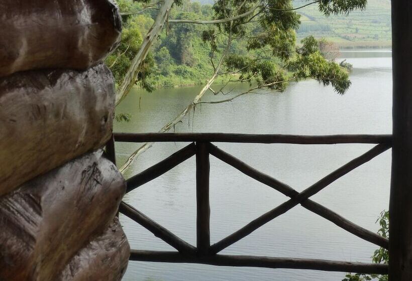 هتل Supreme Adventure Park Bunyonyi