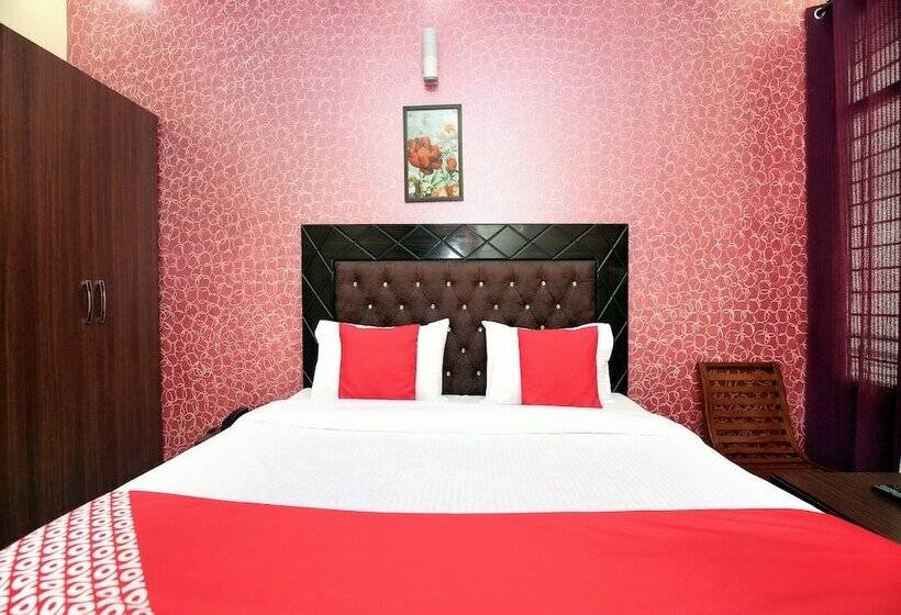 فندق The Green Park Resort