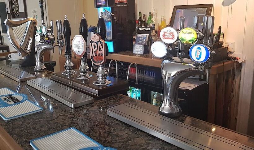 فندق The Ship Albion