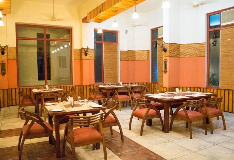 בית מלון כפרי The Tiger Groove Resort