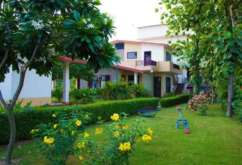 בית מלון כפרי The Tiger Groove Resort