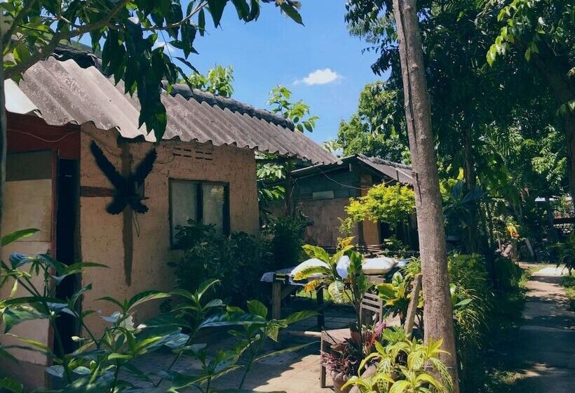 בית מלון כפרי Tiddin Resort & Garden