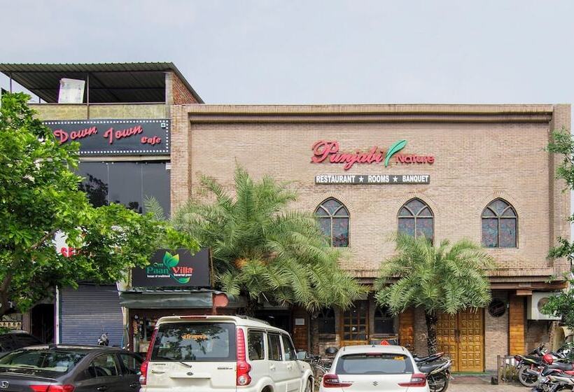 酒店 Treebo Punjabi Nature Residency, Near Faridabad Railway Station