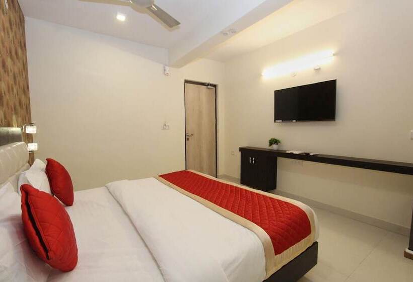 酒店 Vee Suites Bangalore