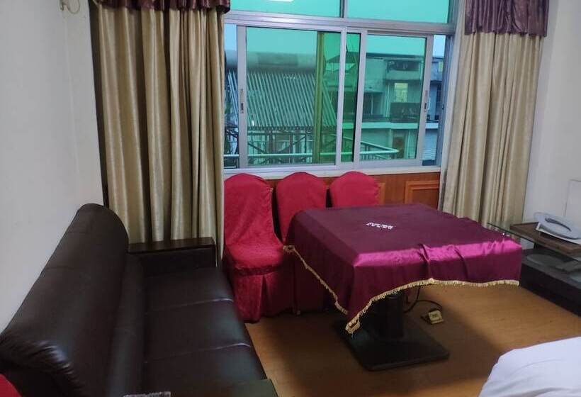 酒店 Wuyi Chengde Business