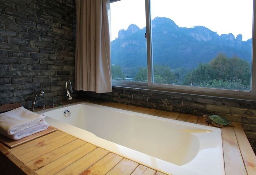 Отель Wuyishan Old Street Riverside