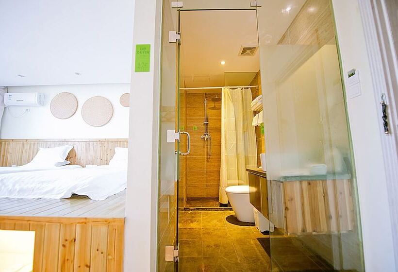 Отель Wuyishan Old Street Riverside