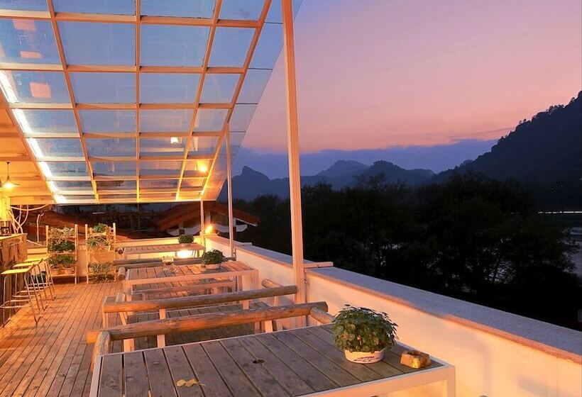 Отель Wuyishan Old Street Riverside