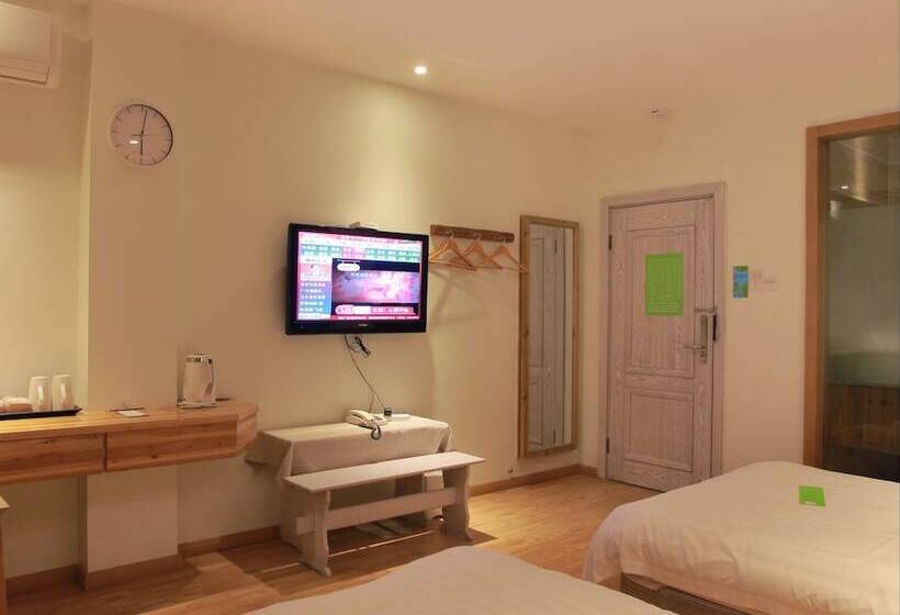 Отель Wuyishan Old Street Riverside