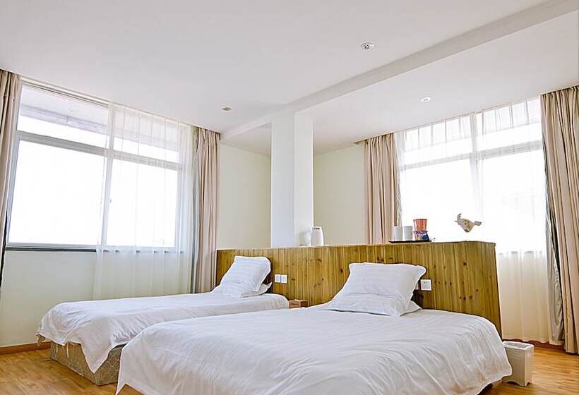 Отель Wuyishan Old Street Riverside