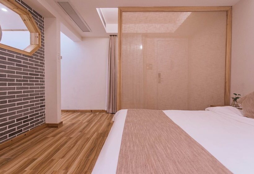 ホテル Wuyishan Old Street Sen Live British Inn