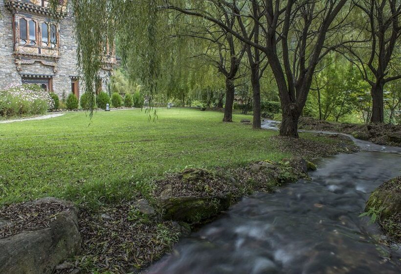 هتل Zhiwa Ling Heritage