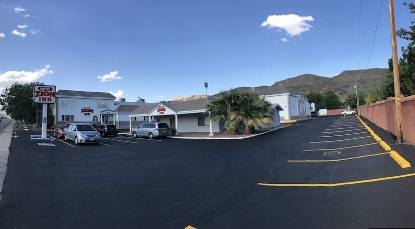 Отель Ramada By Wyndham La Verkin Zion National Park