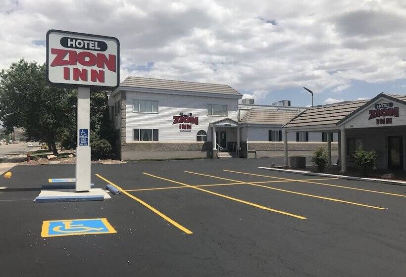 Отель Ramada By Wyndham La Verkin Zion National Park