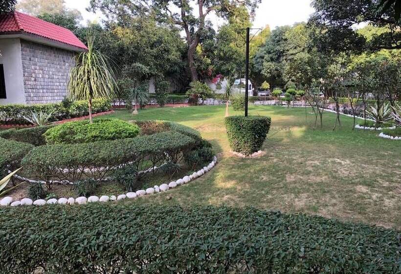 Jungle Leela Resort