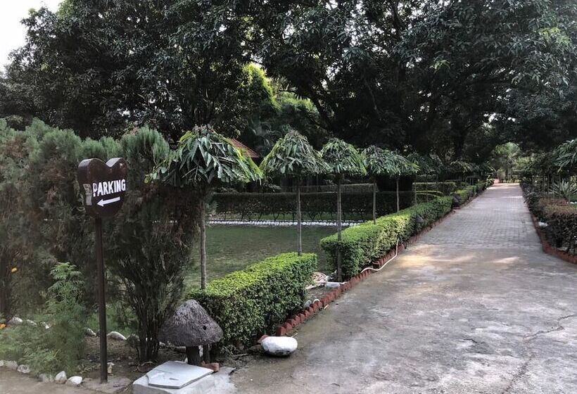 Jungle Leela Resort