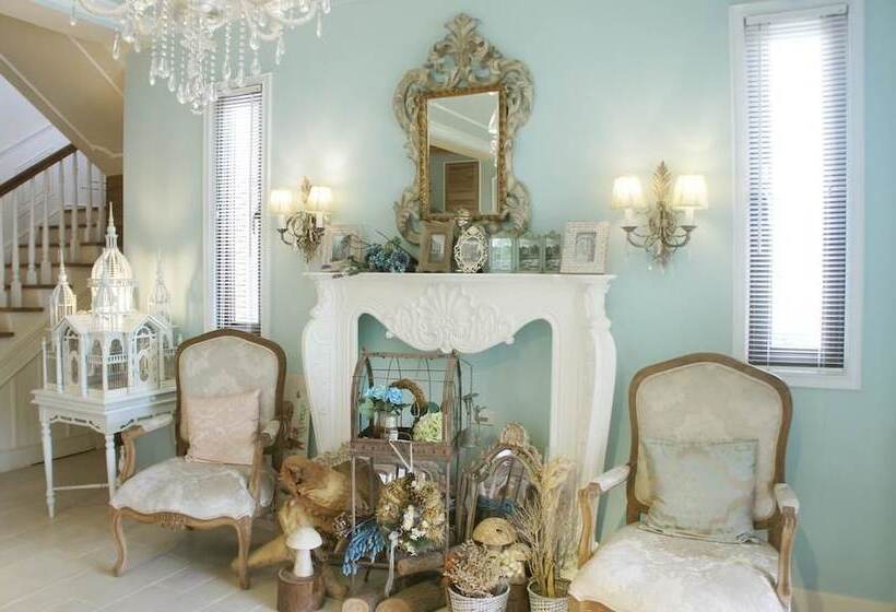 تختخواب و صبحانه Live For You