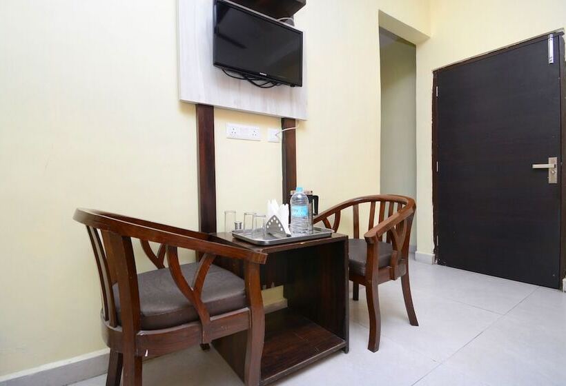 Oyo 27747 Hotel K B Residency