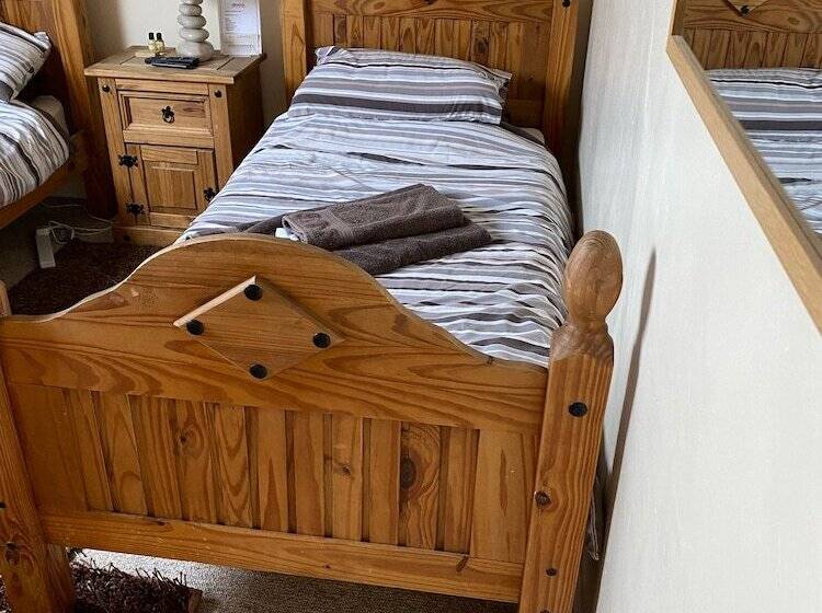 Rosebarne Bed & Breakfast