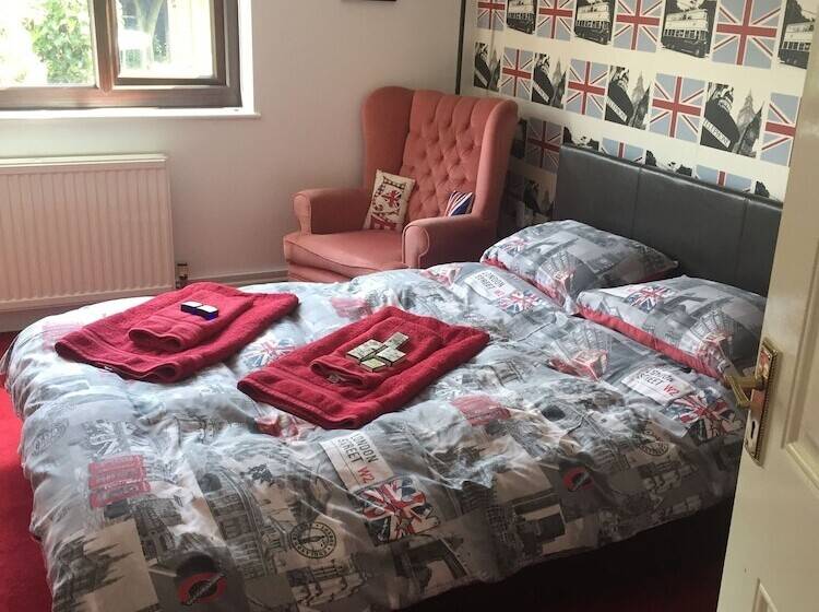 Rosebarne Bed & Breakfast