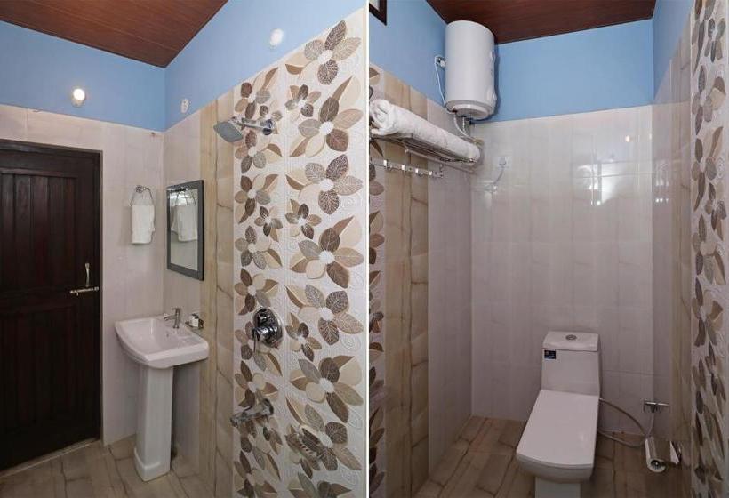 Rudraksh Hotel By Oyo Rooms